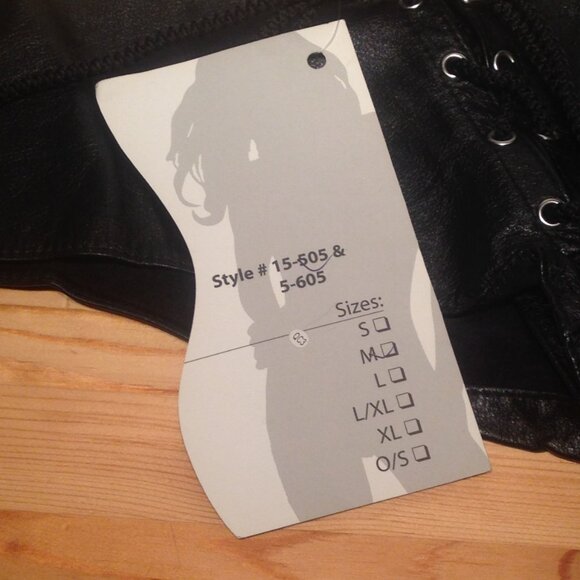 Allure Leather Very Short Laced Leather Shorts (Hotpants) - Picture 7 of 7